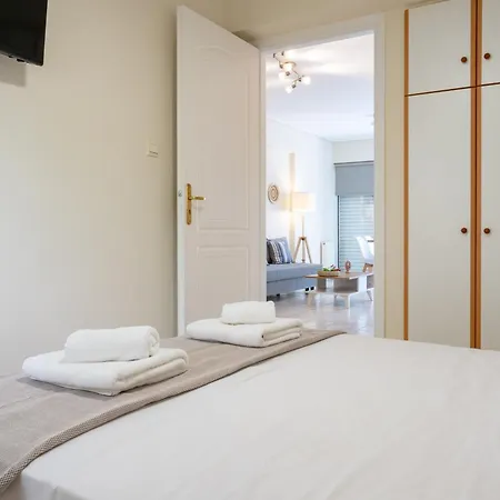 Apartment Attiki Sqr Metro Station 1 Bedrm 3 Pers By Mps *